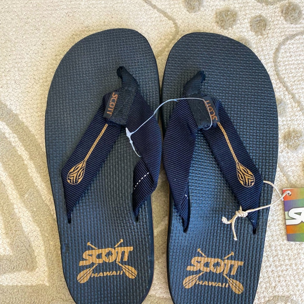 Scott Hawaiian Slippers SZ 5 (Flip Flops)